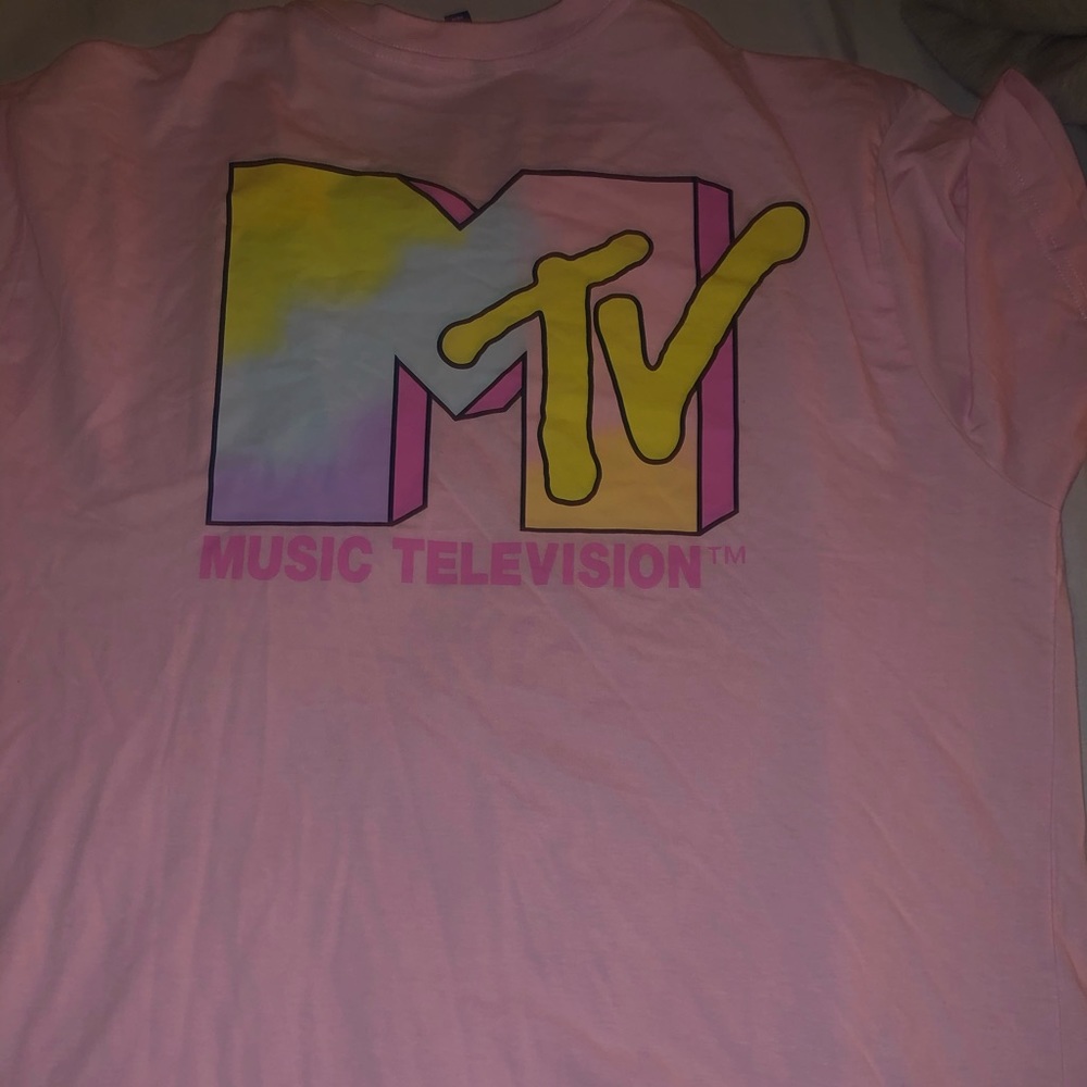 MTV T-shirt